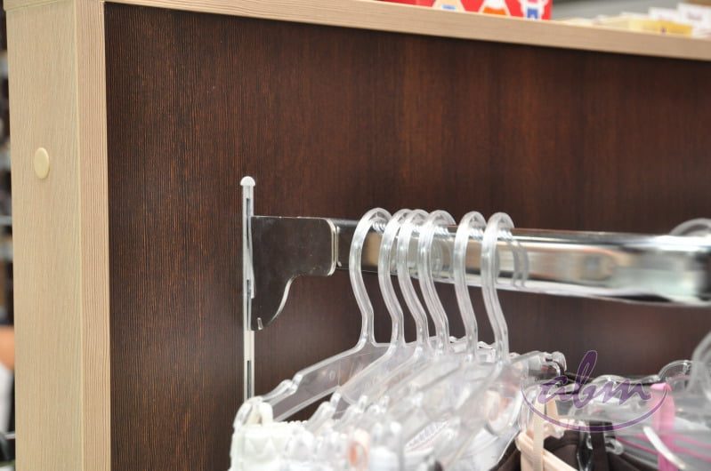 Prezentacja odzieży w sklepie Prezentacja odzieży w sklepie