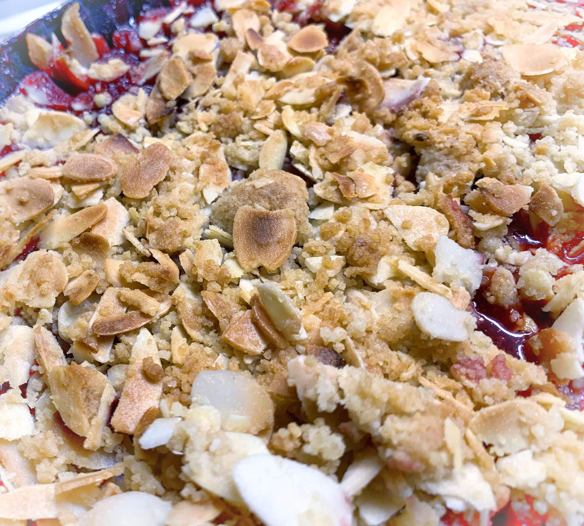 Crumble z truskawkami