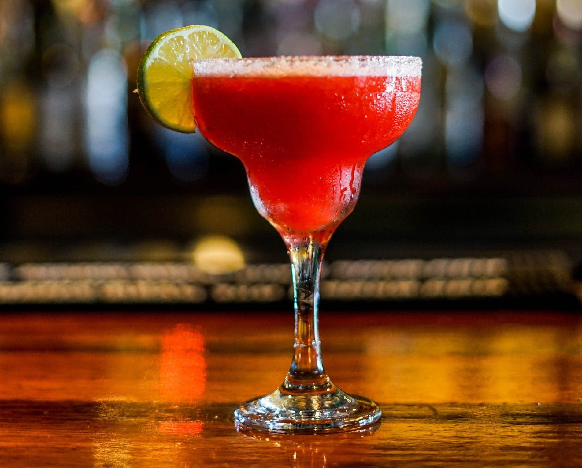 W świecie drinków – Cosmopolitan