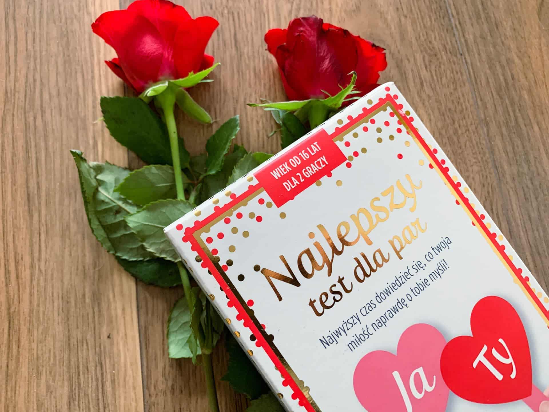 Gra "Najlepszy test dla par" idealny prezent na Walentynki Gra "Najlepszy test dla par" idealny prezent na Walentynki