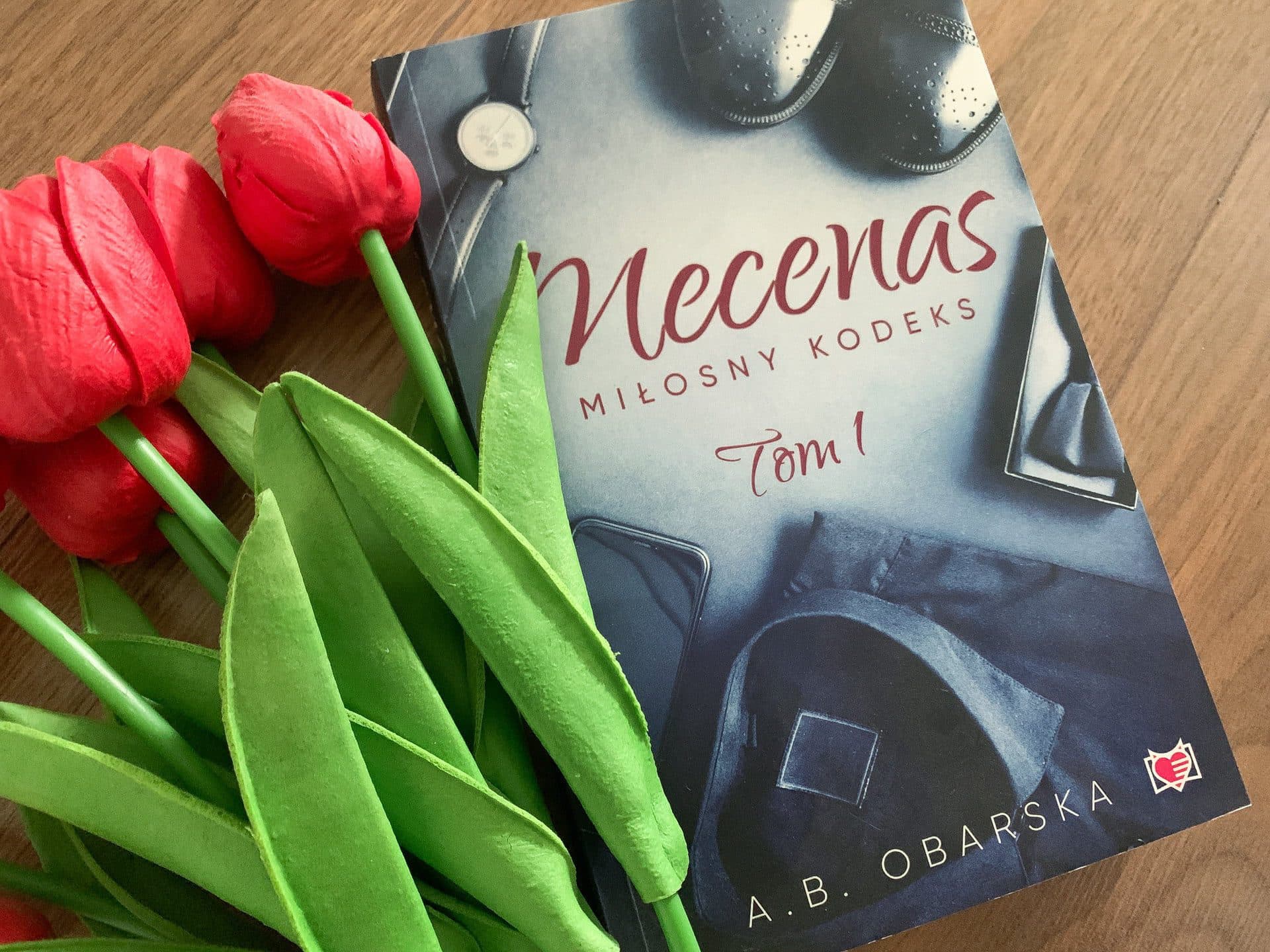 Mecenas. Miłosny kodeks. Tom 1 - romans w dobrym wydaniu