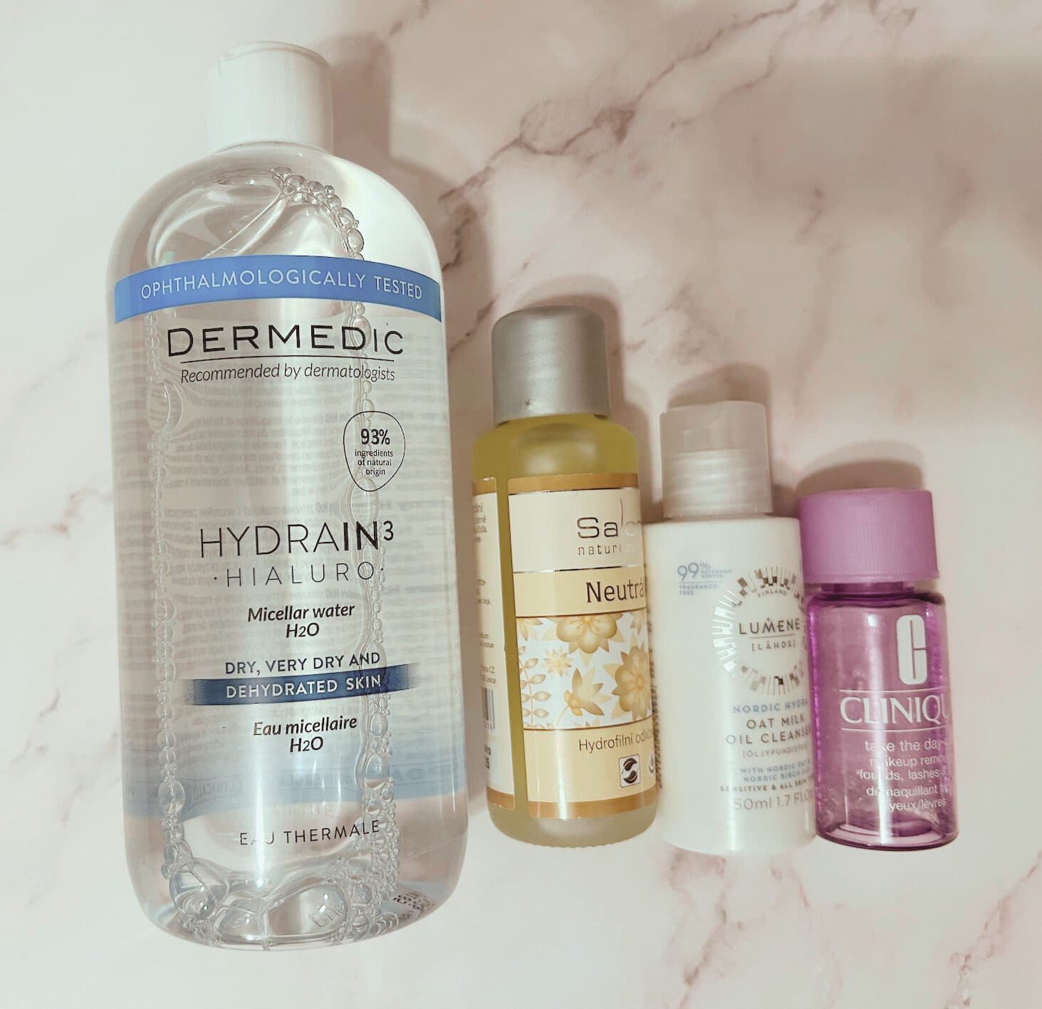 Perfekcyjny demakijaż w 3 krokach: od płynu micelarnego do toniku