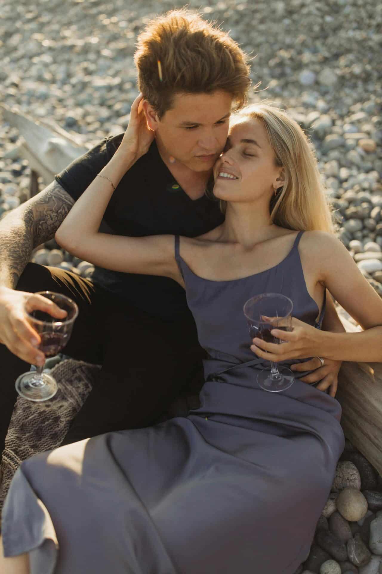 Jak znaleźć FWB na Tinderze? Poradnik krok po kroku