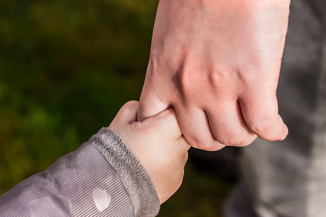 Co warto wiedzieć o prawie do opieki nad dzieckiem po śmierci konkubenta?