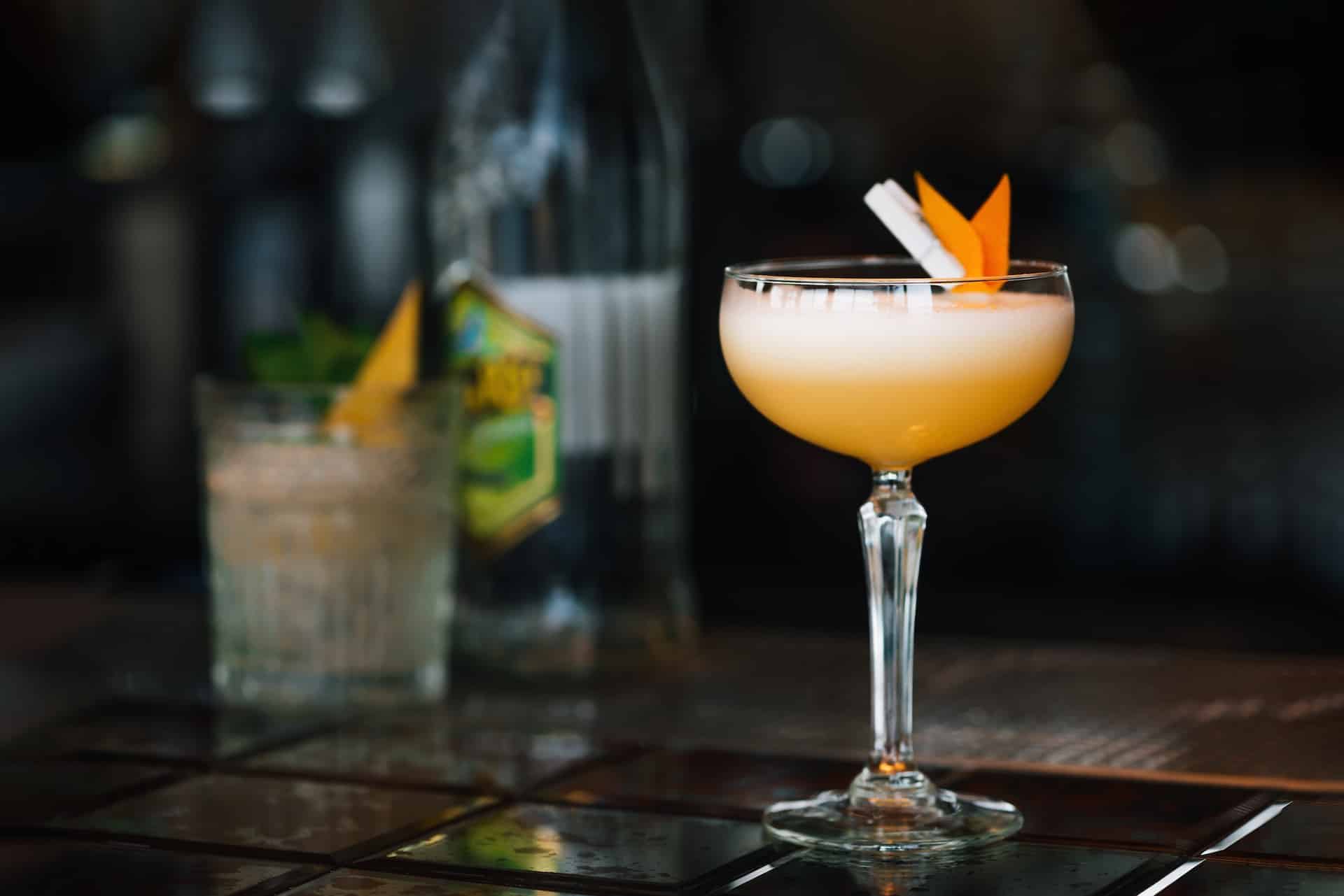 Drink Cosmopolitan - elegancja w każdej kropli
