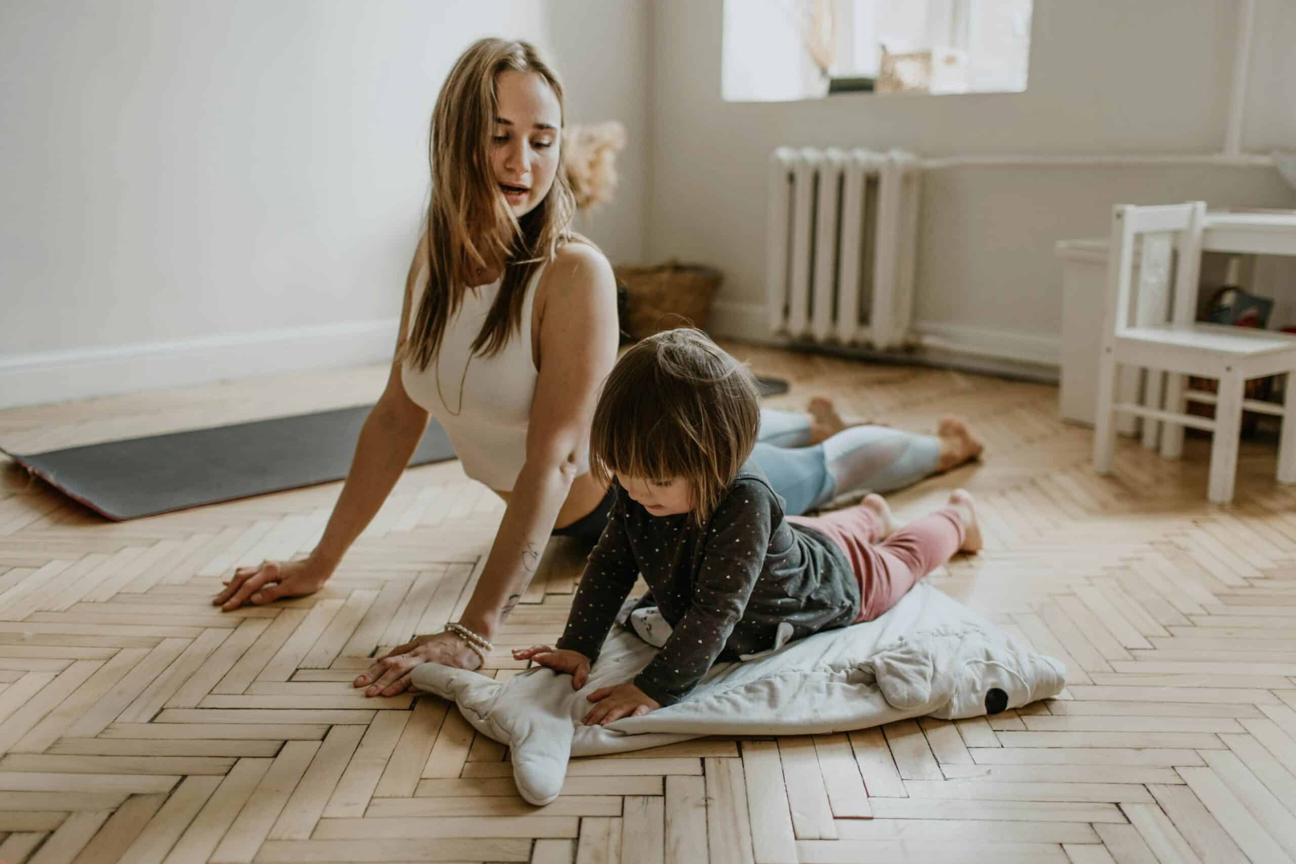 Joga dla mam – chwila relaksu po porodzie