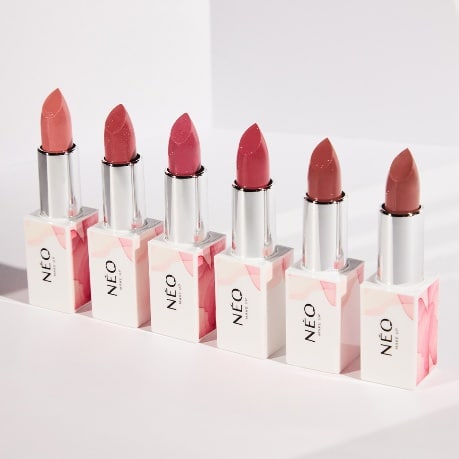 Blask, który pielęgnuje – nowa kolekcja pomadek NEO MAKE UP Blask, który pielęgnuje – nowa kolekcja pomadek NEO MAKE UP