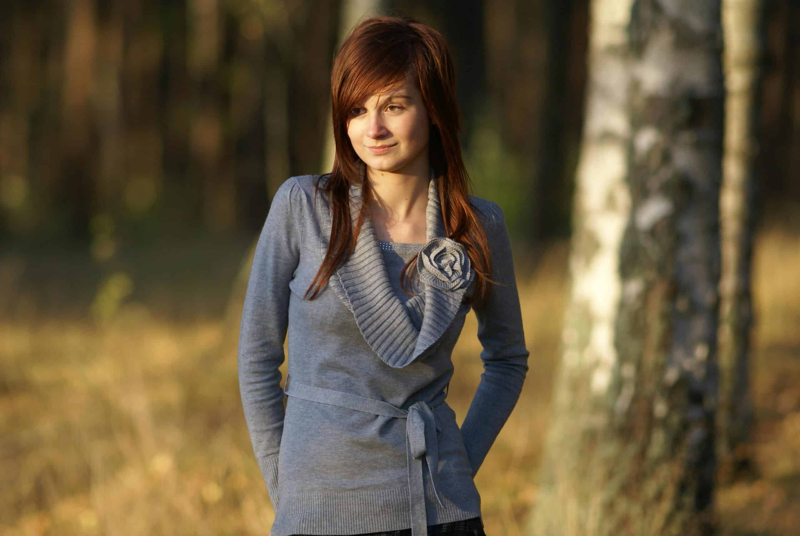 Najmodniejsze włóczkowe trendy sezonu – co warto mieć w szafie