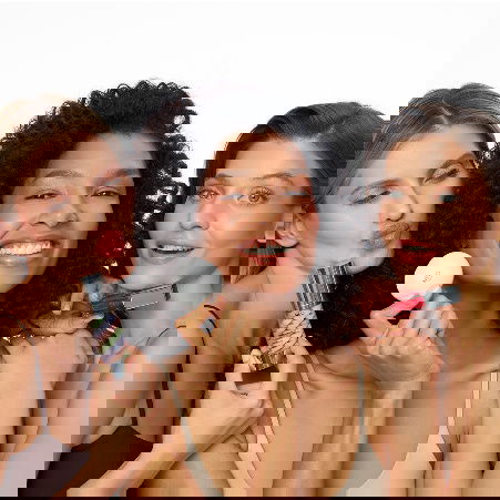 NEO MAKE UP otwiera nową erę makijażu. „Więcej niż makijaż. Twój krok do szczęśliwej skóry”