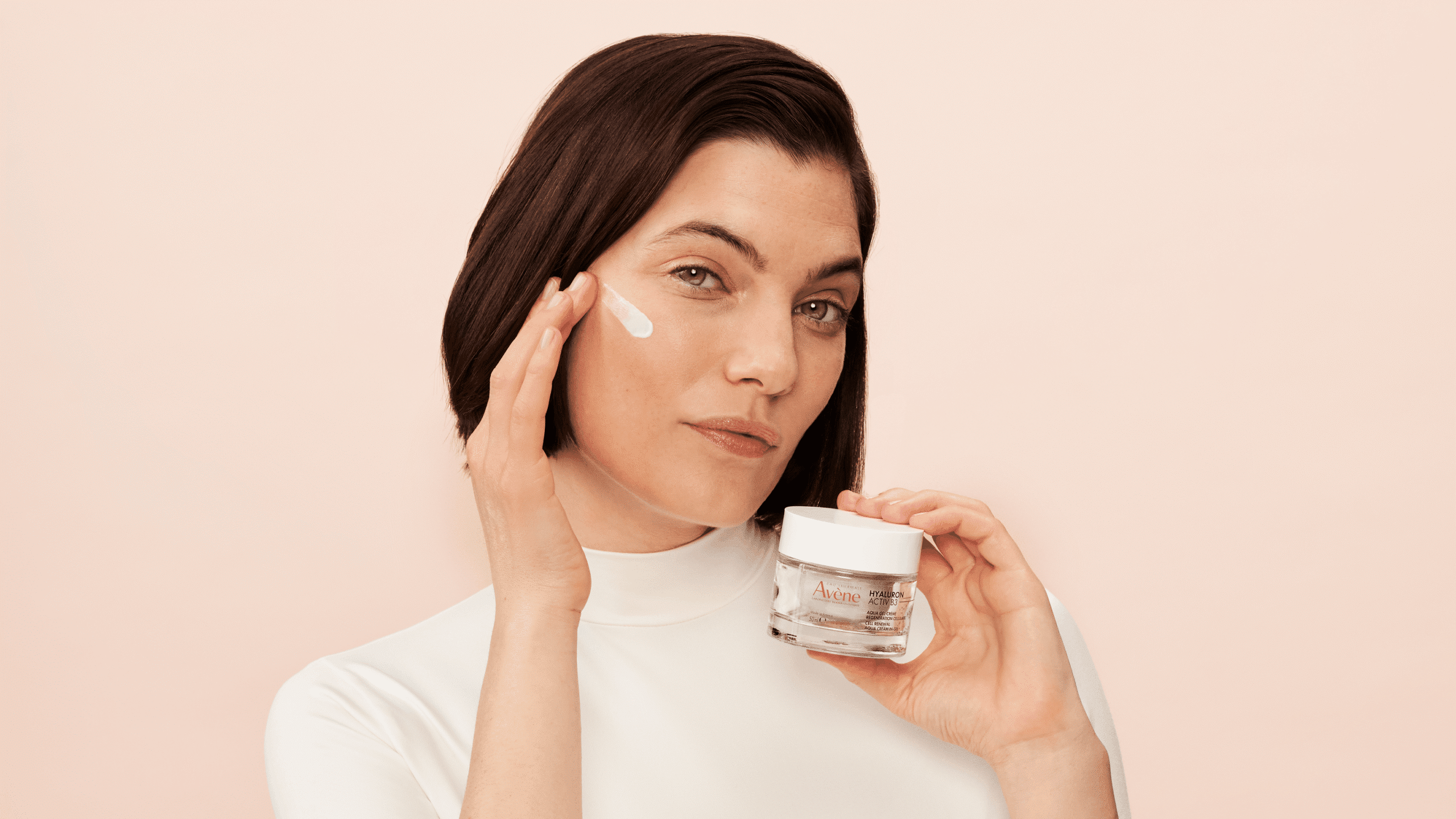 Dzień Matki w duchu pro-age: celebruj kobiecość i zdrową skórę z Eau Thermale Avène Dzień Matki w duchu pro-age: celebruj kobiecość i zdrową skórę z Eau Thermale Avène
