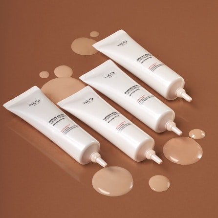 Lato w wersji glow z NEO MAKE UP - naturalnie promienna skóra i perfekcyjnie podkreślone usta w duecie idealnym na wakacje